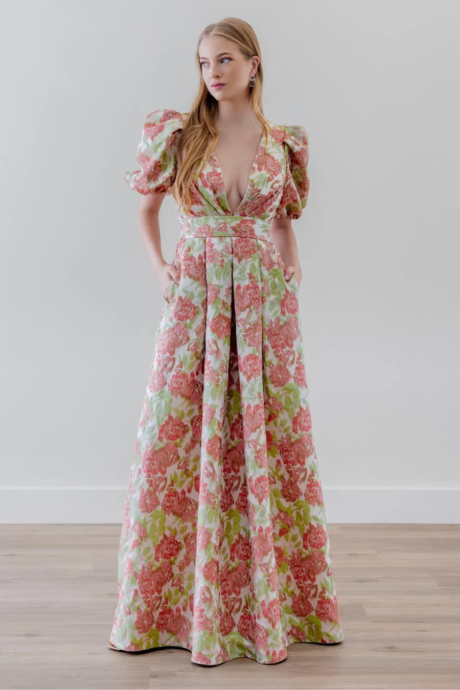 By Watters Evening Style Bungalow in Garden Party Brocade