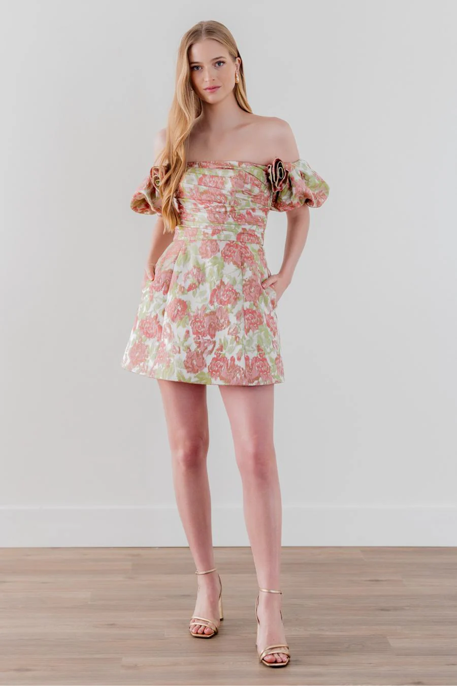 By Watters Evening Style Lei in Garden Party Brocade