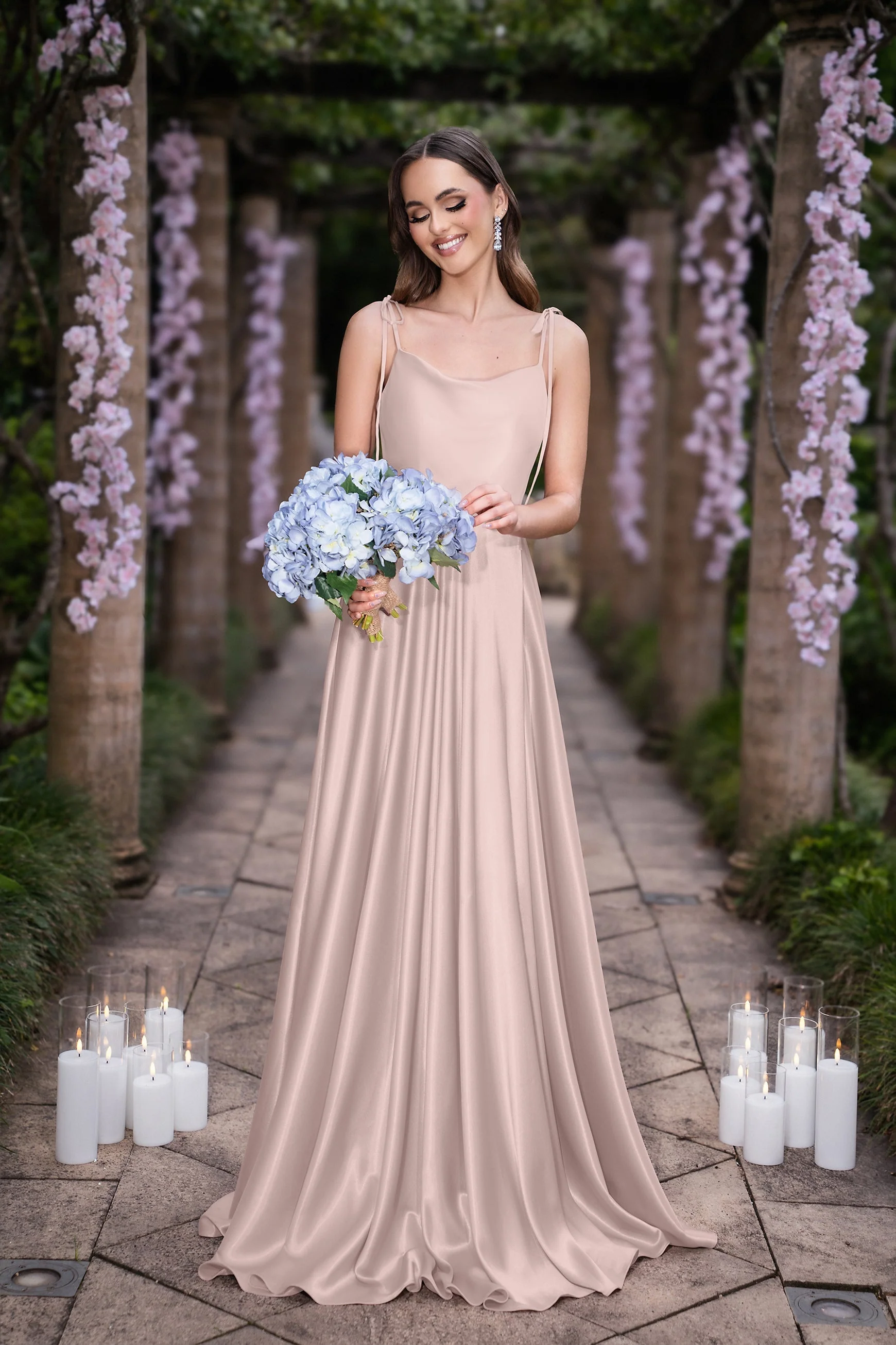 Dollhouse Bridesmaid Dress Glenda - Image 14