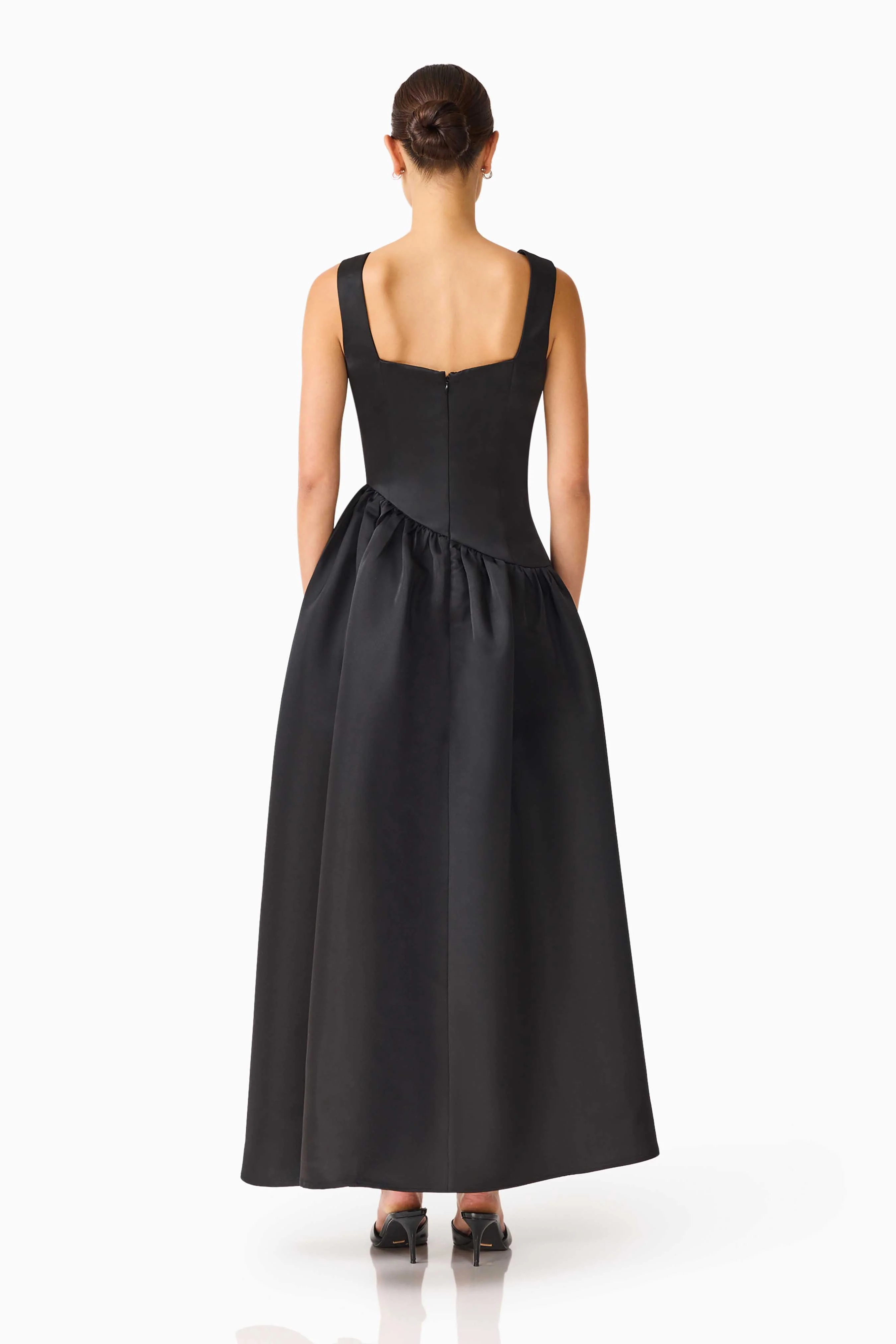 Ruelle A-Line Maxi Dress in Black - Image 4