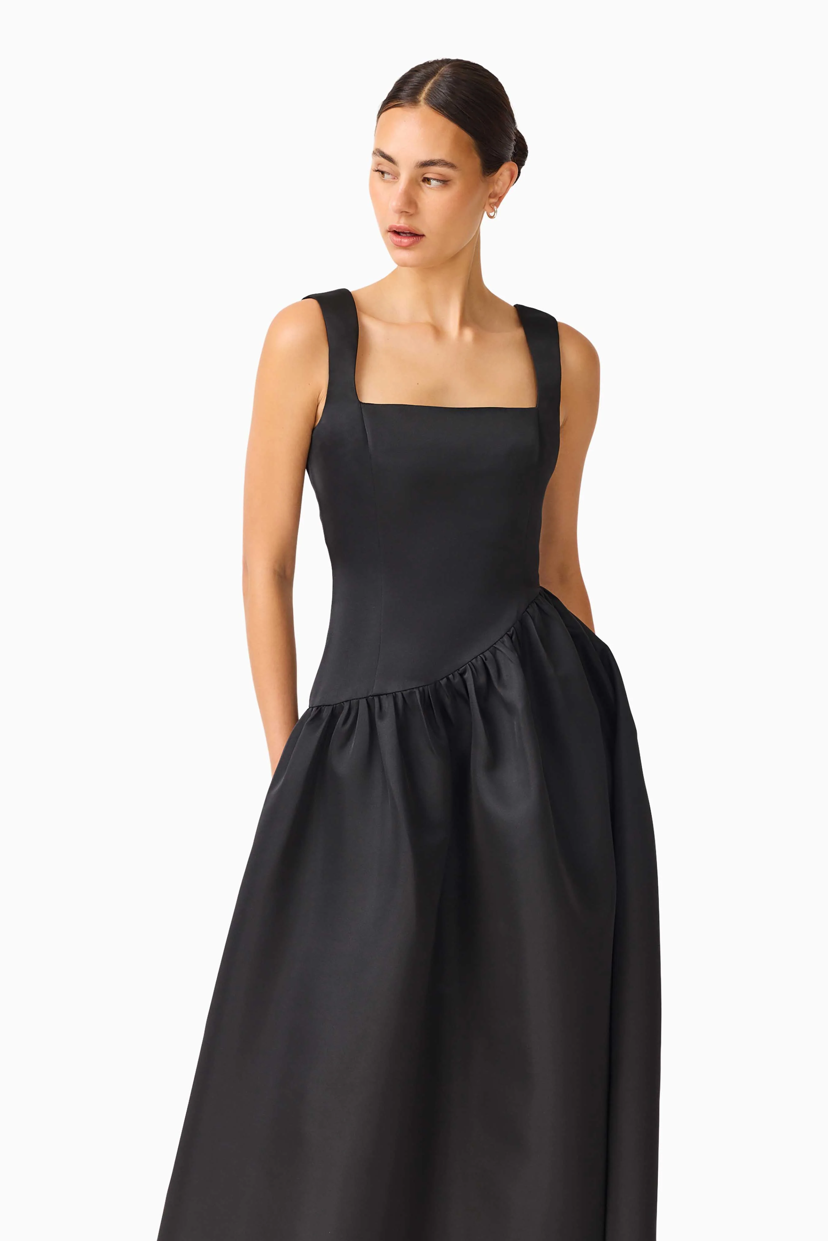 Ruelle A-Line Maxi Dress in Black - Image 5