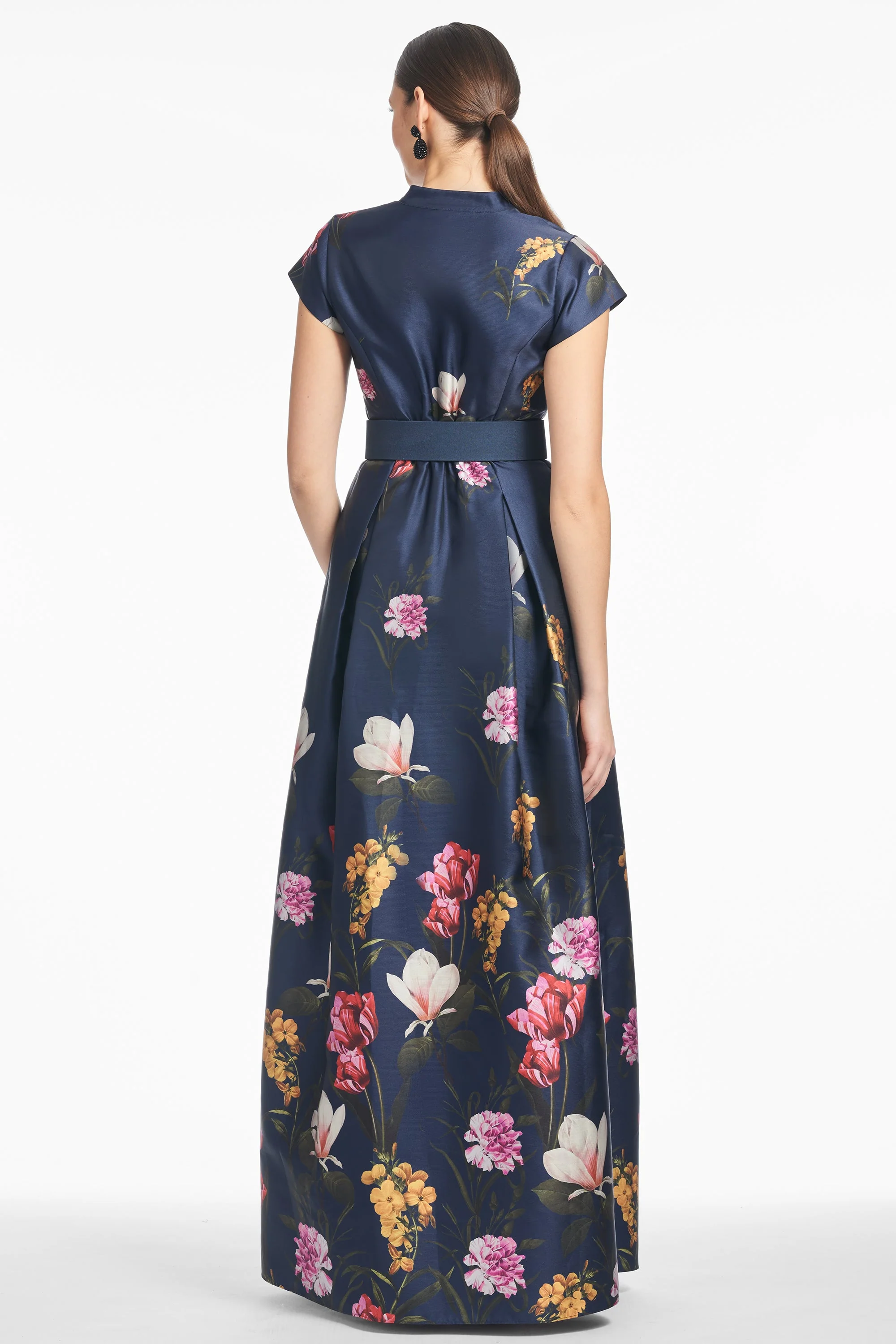 Sachin & Babi Marta Gown in Dark Midnight Garden - Image 4